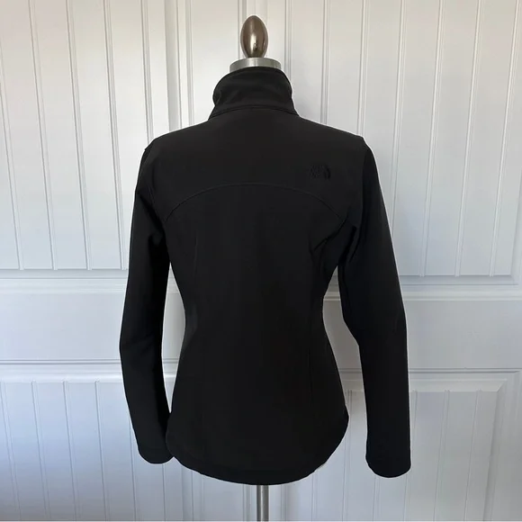 The North Face Windwall Black Jacket - Picture 5 of 11